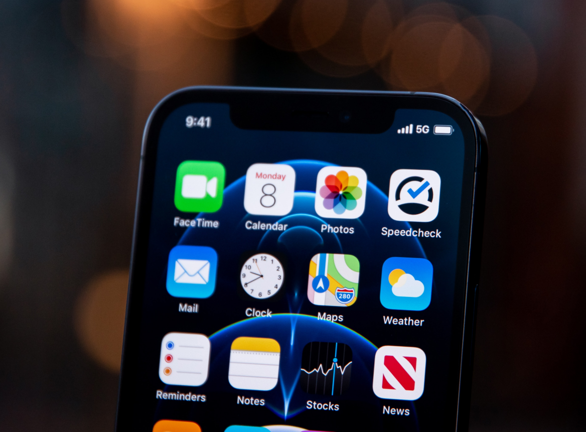 宜城苹果手机维修分享为什么 iPhone 12 在冬季会自动关机 
